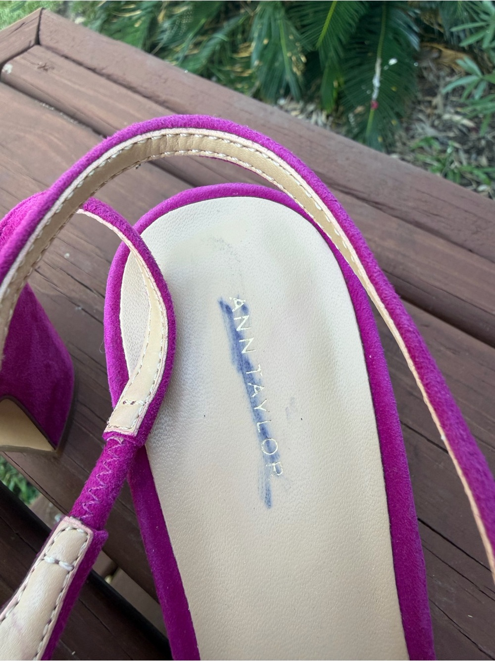 Ann Taylor Fuchsia Suede Block Heel Slingback Pumps 8M $158 Retail - Picture 4 of 9